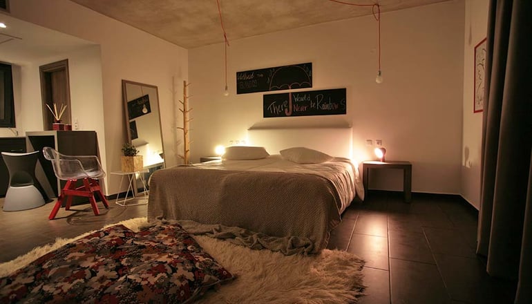 Oniropetra Boutique Hotel